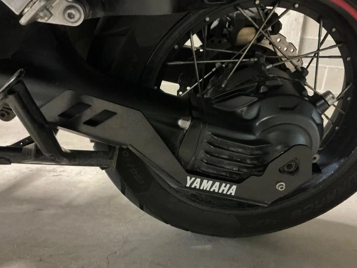 Yamaha XT1200Z Super Ténéré Worldcrosser (2012 - 14) (8)