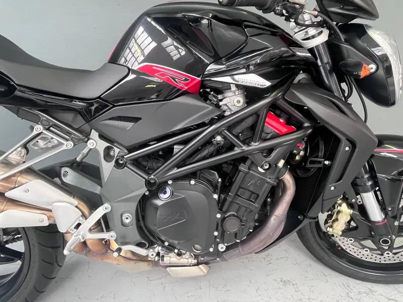 MV Agusta Brutale 1090 R (2012 - 15) (6)