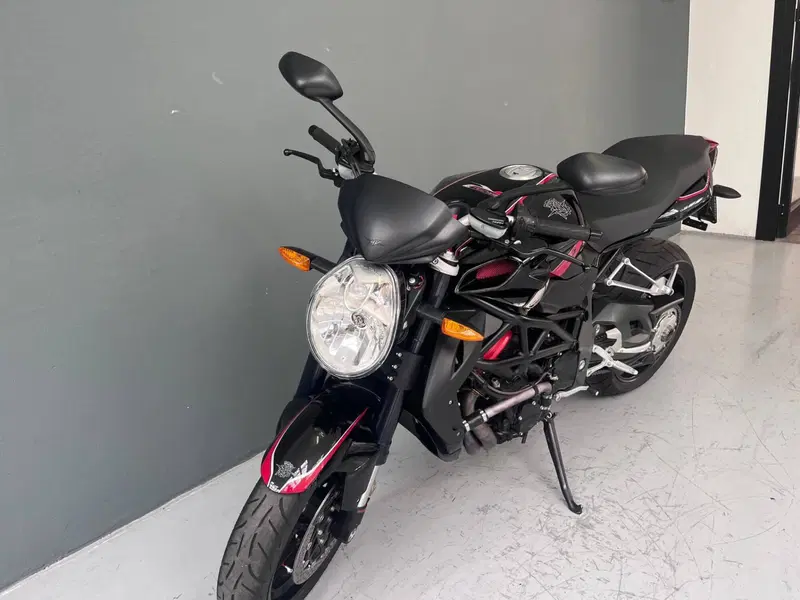 MV Agusta Brutale 1090 R (2012 - 15) (3)