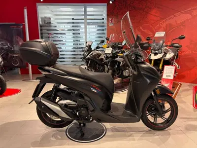 Honda SH 350 Sport (2021 - 24) usata