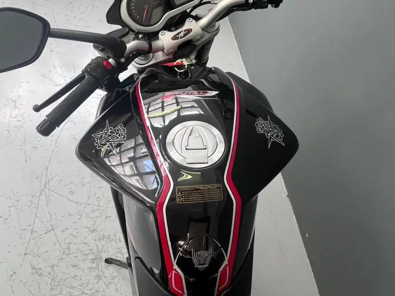 MV Agusta Brutale 1090 R (2012 - 15) (8)