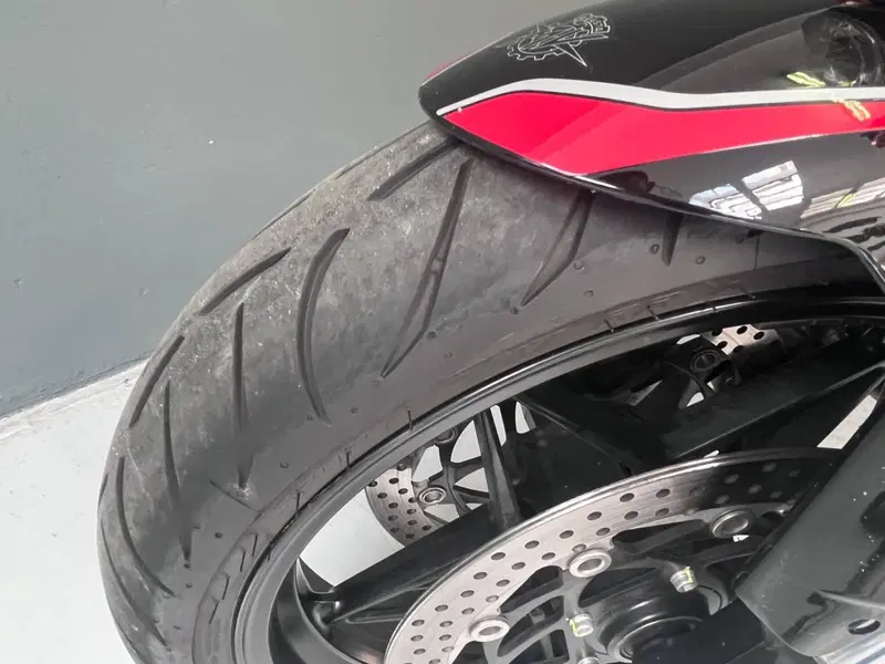 MV Agusta Brutale 1090 R (2012 - 15) (14)