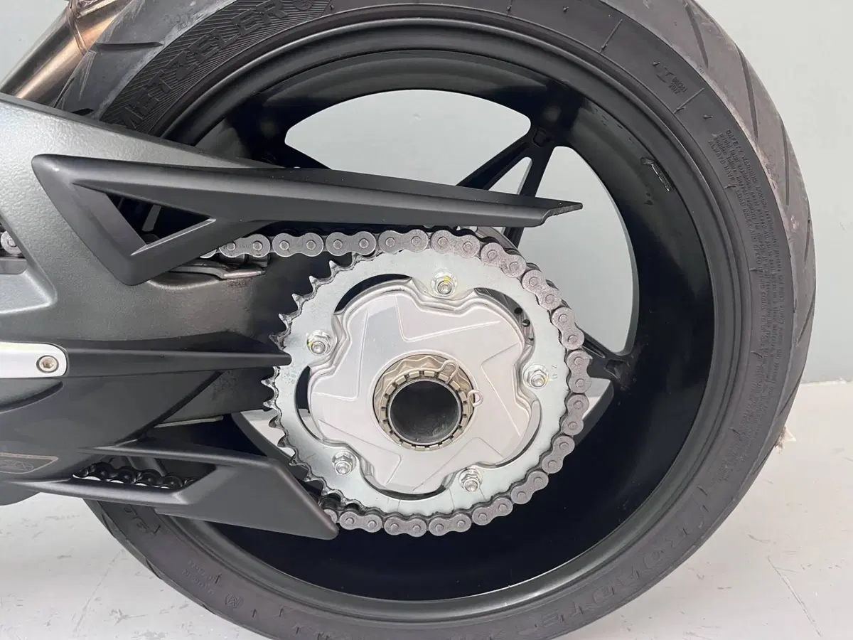 MV Agusta Brutale 1090 R (2012 - 15) (17)
