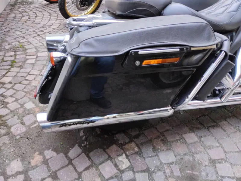 Harley-Davidson 1584 Street Glide (2008 - 10) - FLHX (8)