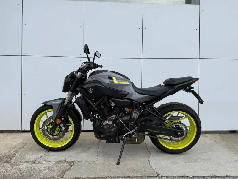 Yamaha MT-07 (2017 - 18) (2)
