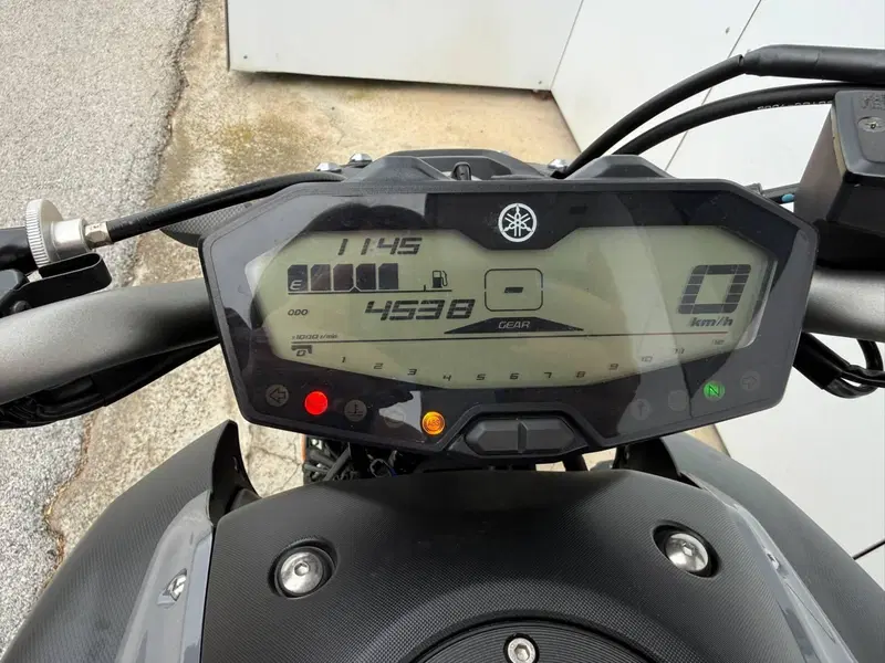 Yamaha MT-07 (2017 - 18) (5)