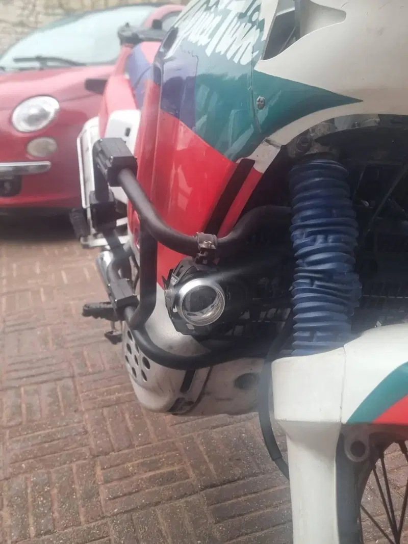 Honda Africa twin HRV 750 (3)