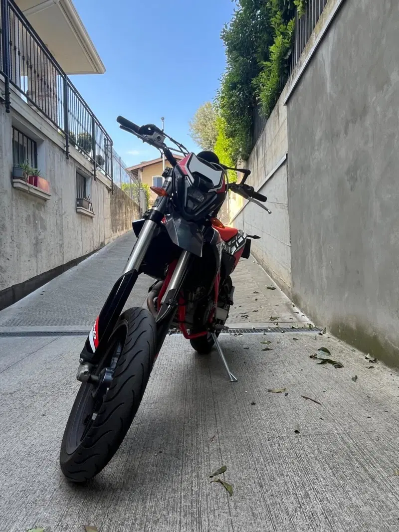 Betamotor RR 125 4T Motard LC (2021 - 23) (2)