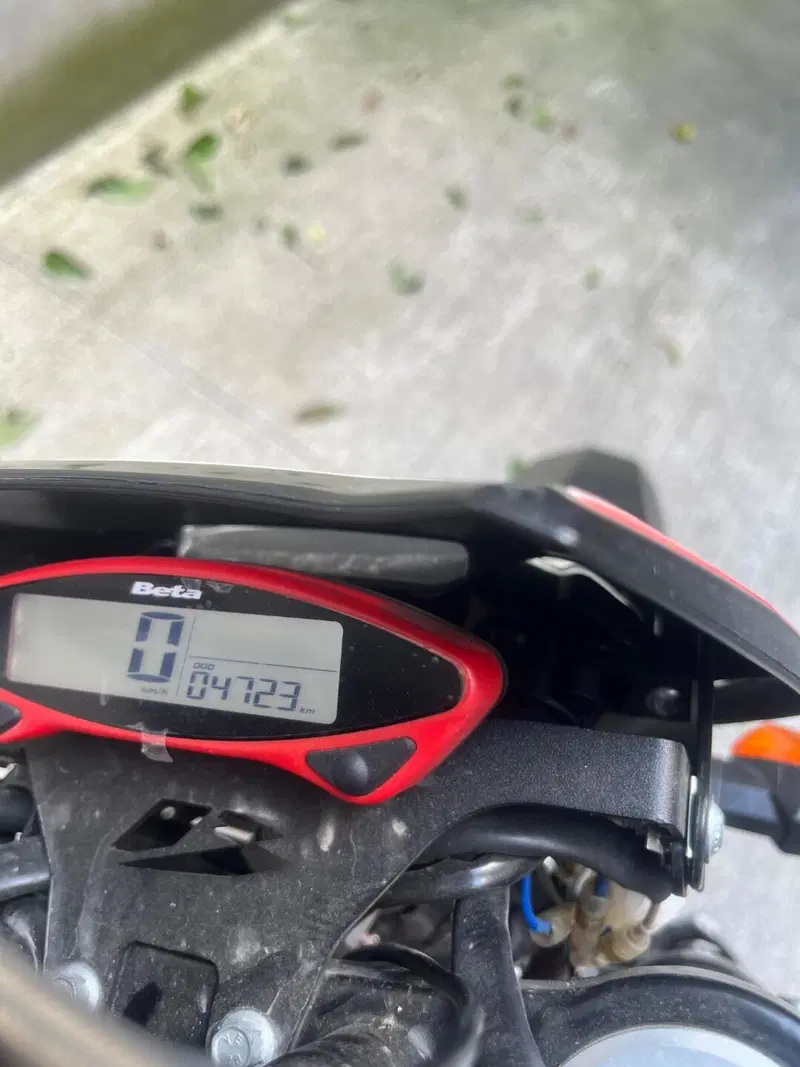 Betamotor RR 125 4T Motard LC (2021 - 23) (5)