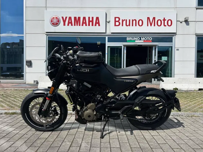 Husqvarna Svartpilen 401 (2024 - 26) (2)