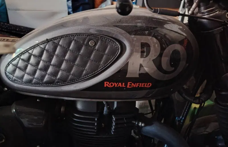 Royal Enfield HNTR 350 (2022 - 26) (2)