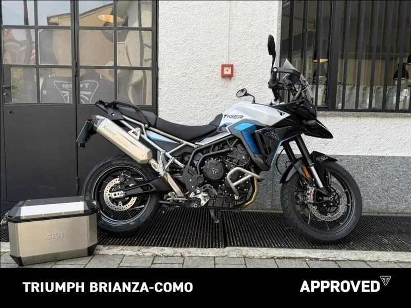 Triumph Tiger 900 Alpine Special Edition (2026)