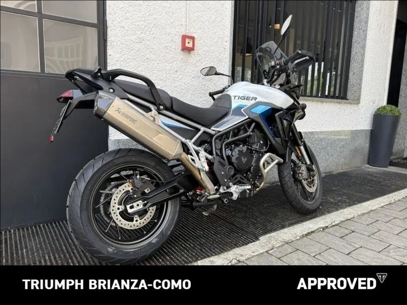 Triumph Tiger 900 Alpine Special Edition (2026) (3)