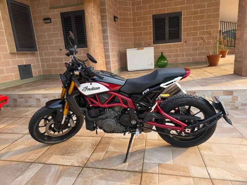 Indian FTR 1200 S (2021 - 22)