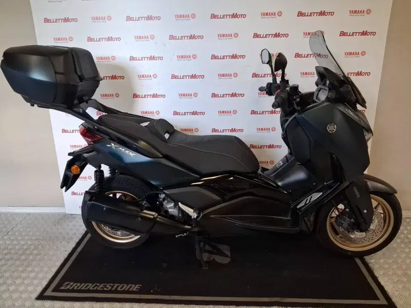 Yamaha X-Max 300 Tech Max (2021 - 24) (4)