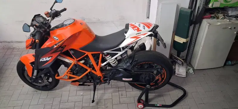 KTM 1290 Super Duke R ABS (2014 - 16) (5)