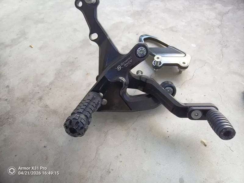 Pedane bonamici racing per BMW s1000xr k69 100 % (2)