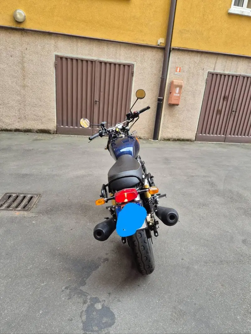 Royal Enfield Interceptor 650 (2021 - 26) (4)