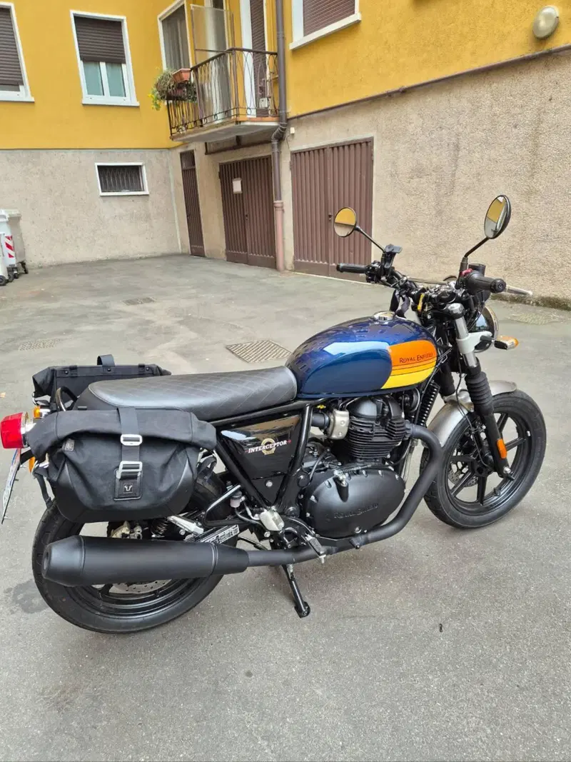 Royal Enfield Interceptor 650 (2021 - 26) (6)