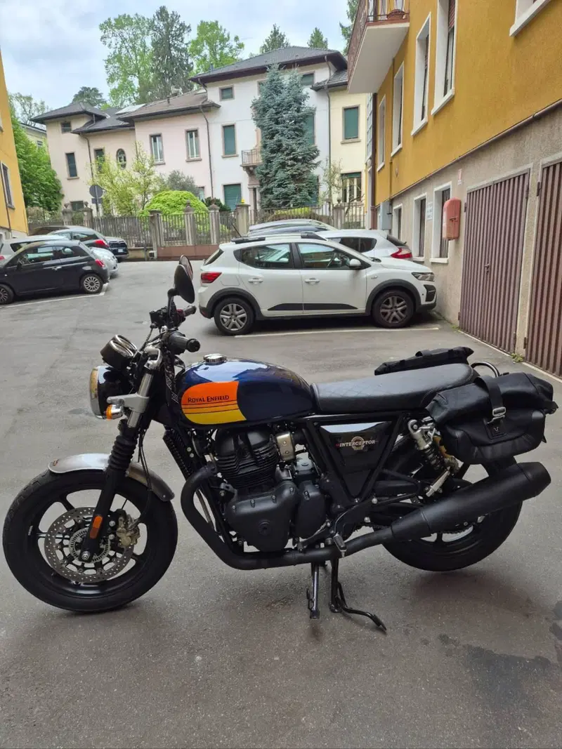 Royal Enfield Interceptor 650 (2021 - 26) (7)