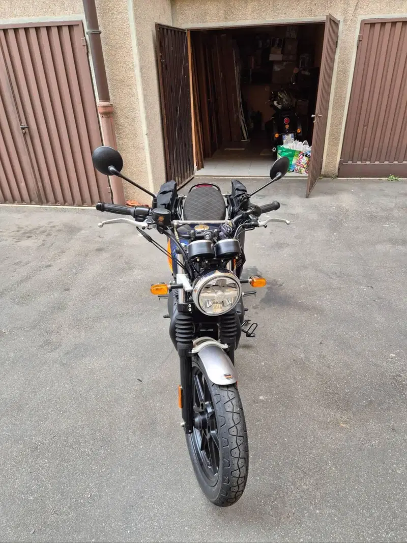 Royal Enfield Interceptor 650 (2021 - 26) (9)