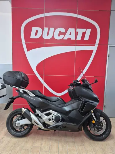 Honda Forza 750 DCT Urban (2021 - 24) usata