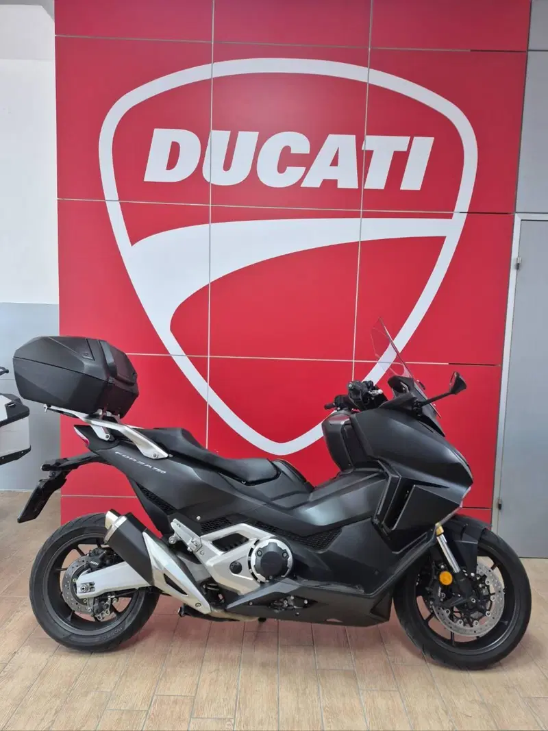 Honda Forza 750 DCT Urban (2021 - 24)