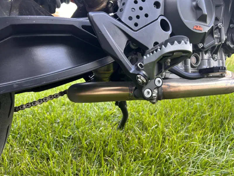 KTM 890 SMT (2023 - 25) (4)