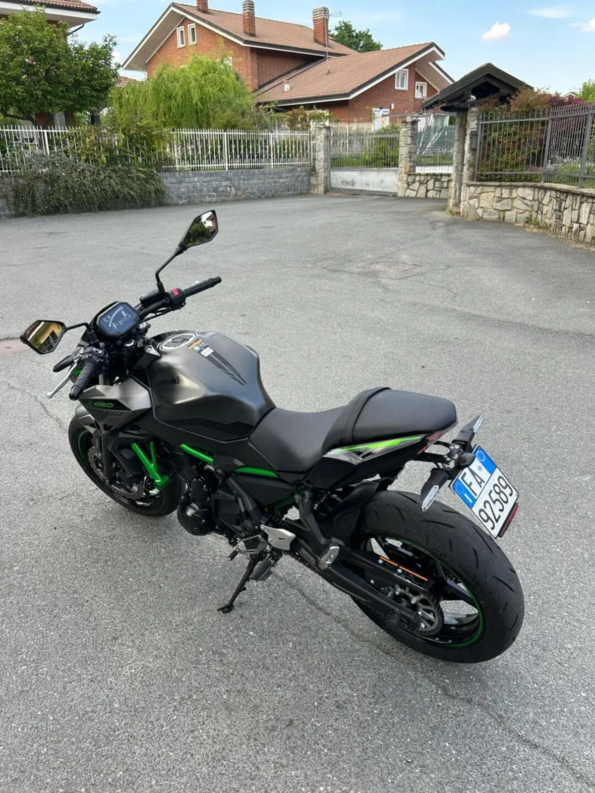 Kawasaki Z 650 (2021 - 24) (6)