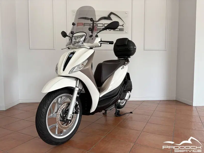 Piaggio Medley 150 ABS (2021 - 25) (3)