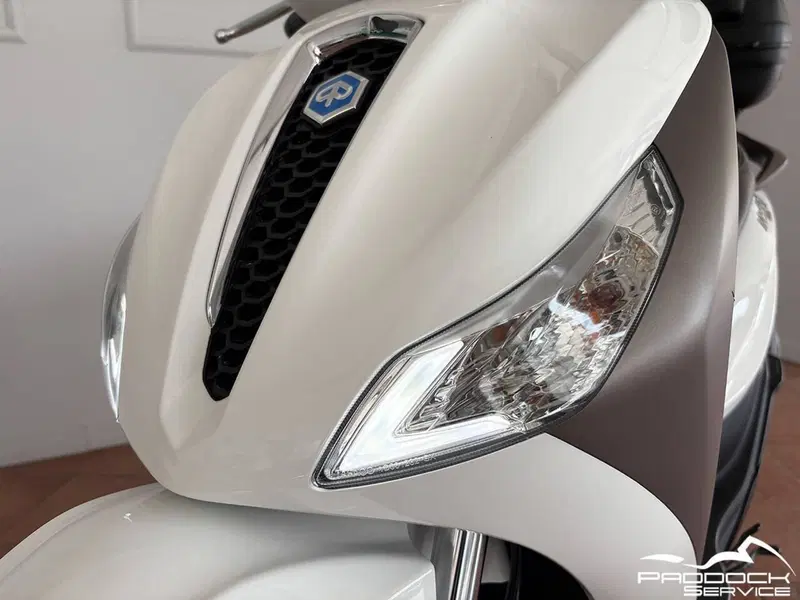 Piaggio Medley 150 ABS (2021 - 25) (6)