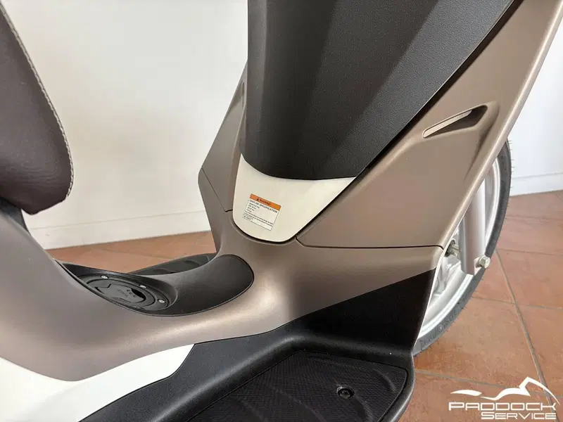 Piaggio Medley 150 ABS (2021 - 25) (10)