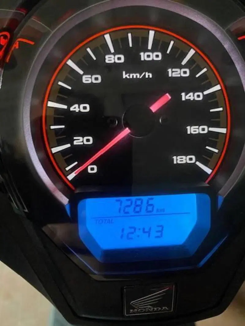 Honda SH 300 i ABS (2016 - 20) (5)