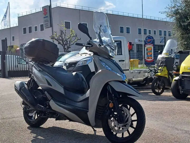 Kymco Agility 300i (2020) (2)