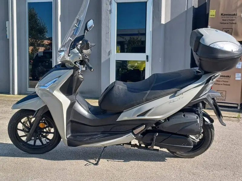 Kymco Agility 300i (2020) (5)