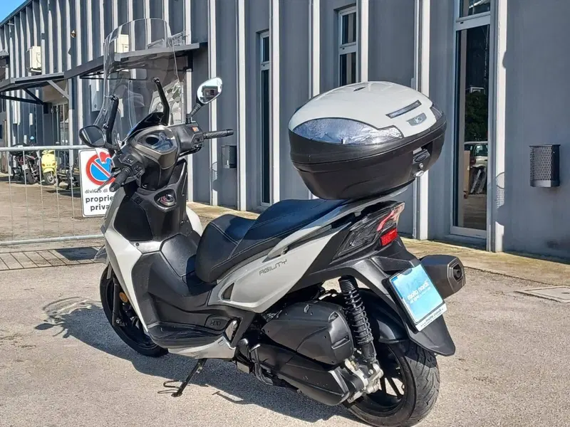 Kymco Agility 300i (2020) (6)