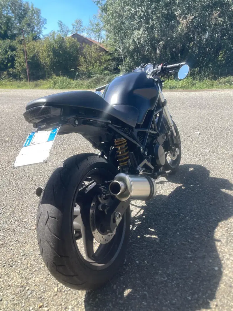 Ducati Monster 695 (2006 - 08) (3)