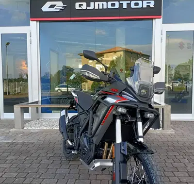 QJ Motor SRT 450 RX (2026) nuova