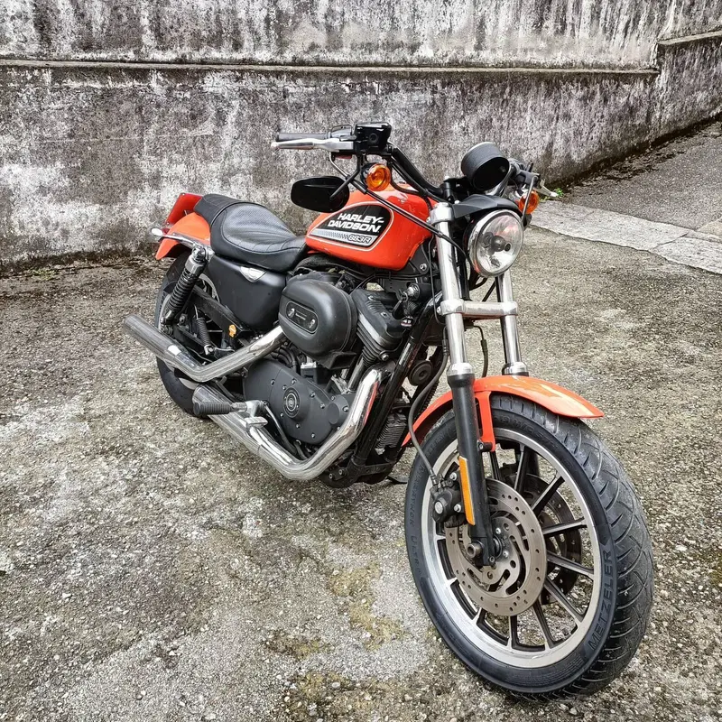 Harley-Davidson 883 R (2008 - 16) - XL 883R