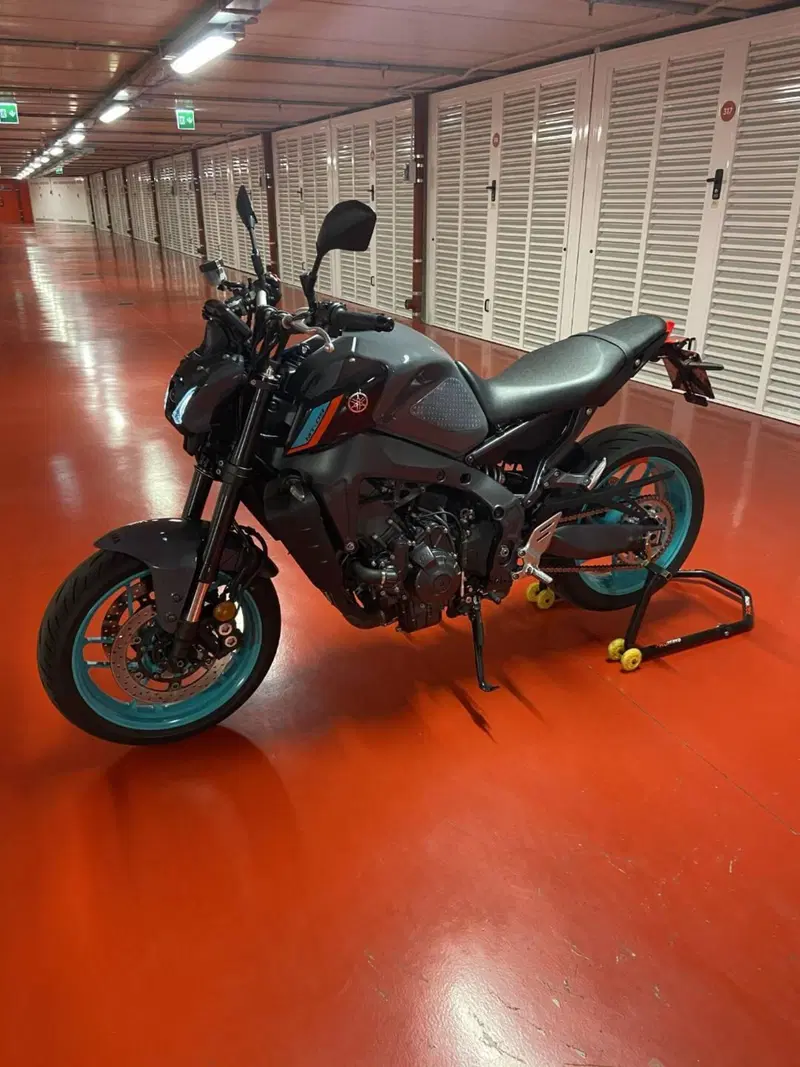 Yamaha MT-09 (2021 - 23) (4)