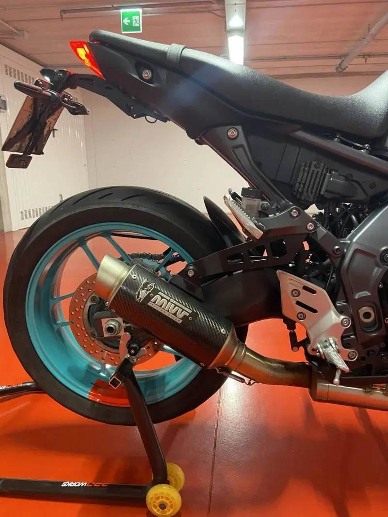 Yamaha MT-09 (2021 - 23) (5)