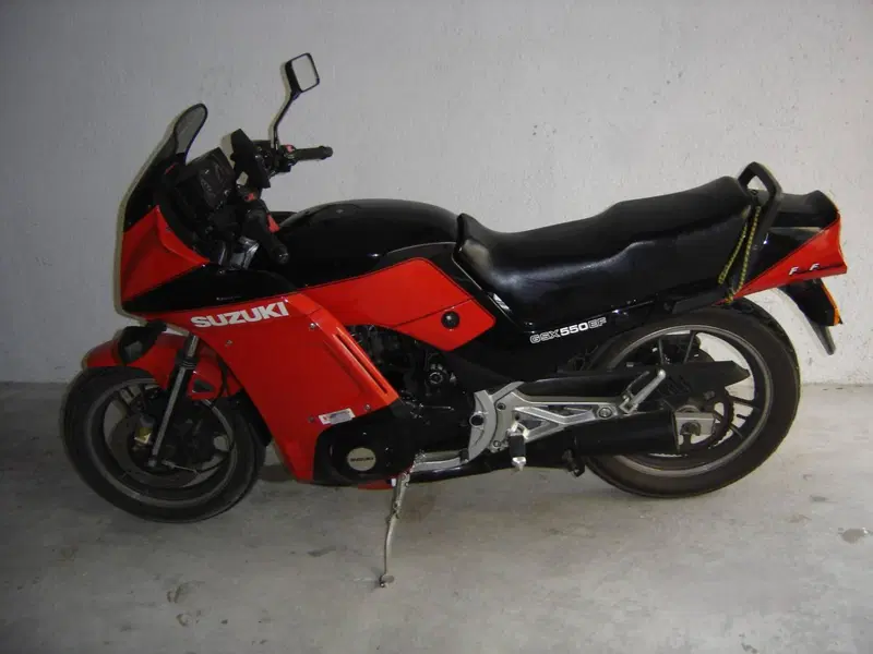 Suzuki GSX 550 ef