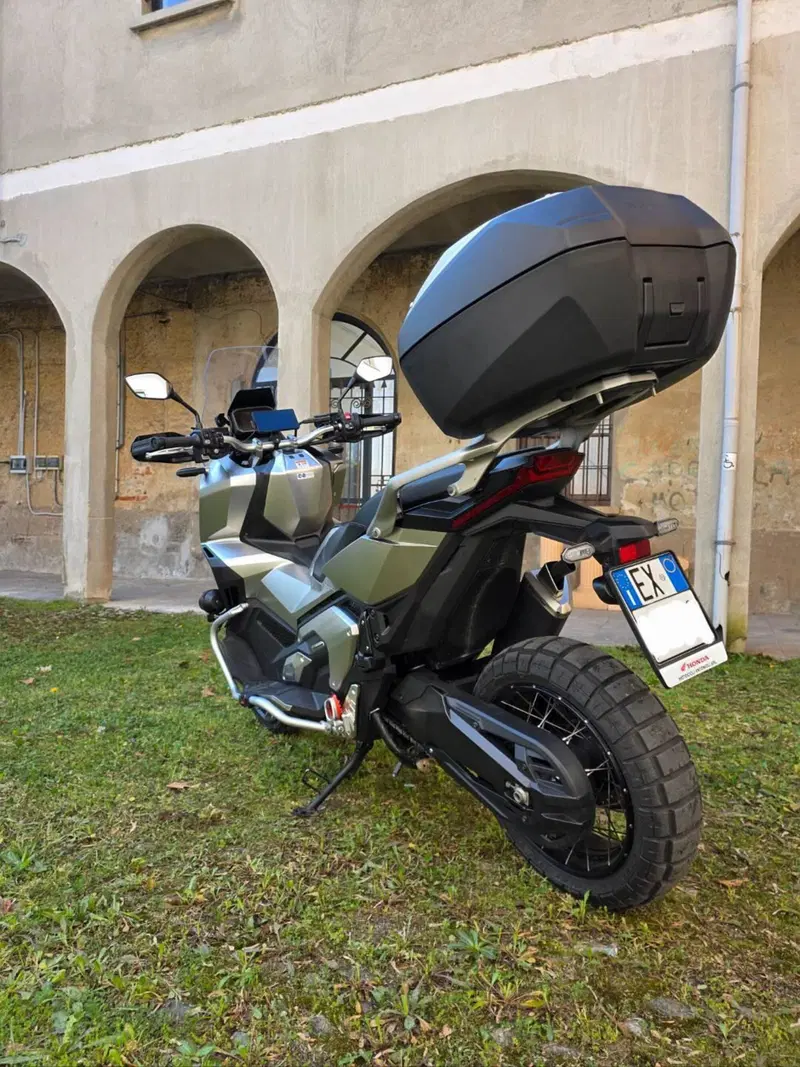 Honda X-ADV 750 DCT Adventure (2021 - 24) (9)
