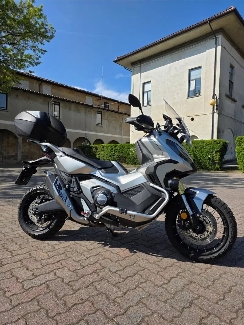 Honda X-ADV 750 DCT Adventure (2021 - 24) (15)