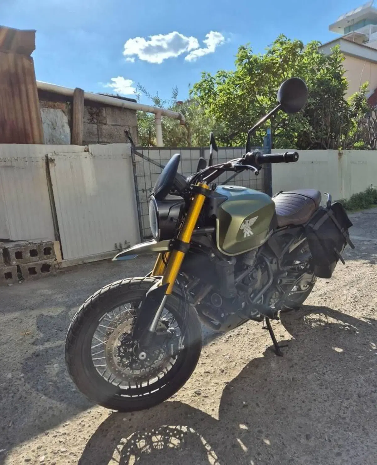 Moto Morini SEIEMMEZZO SCR (2022 - 26) (2)