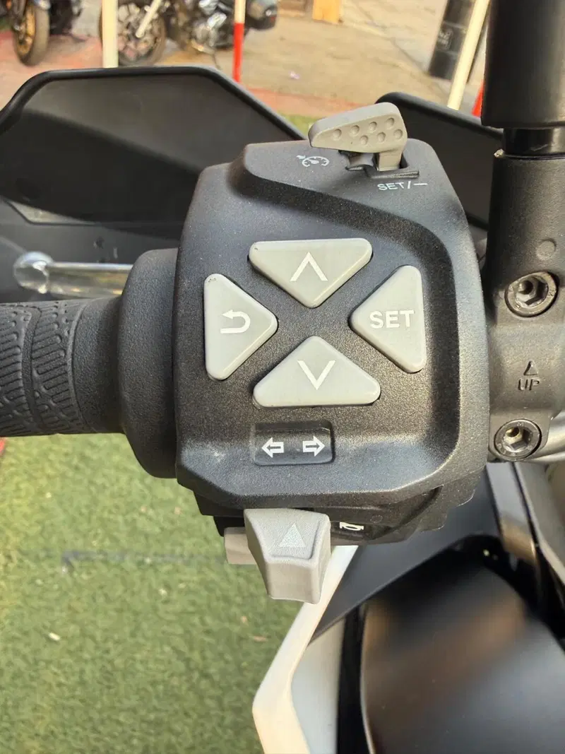 KTM 790 Adventure (2023 - 24) (15)