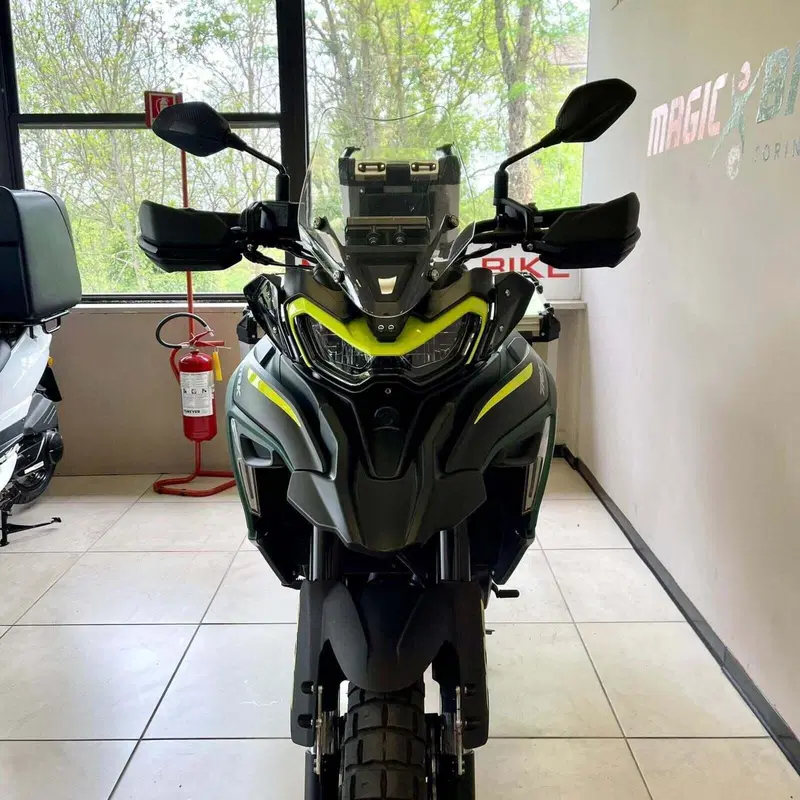 Benelli TRK 702 (2023 - 25) (3)