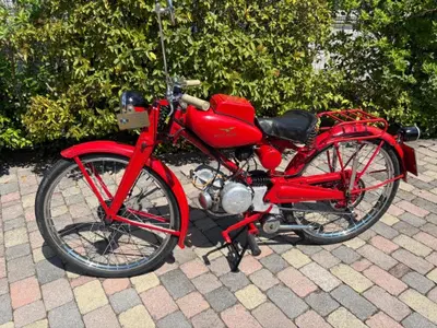 Moto Guzzi Guzzino 65 d'epoca