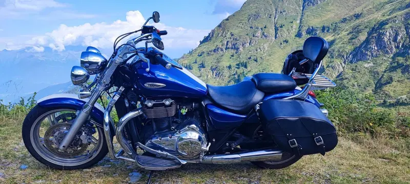 Triumph Thunderbird 1600 SE ABS (2011) (4)