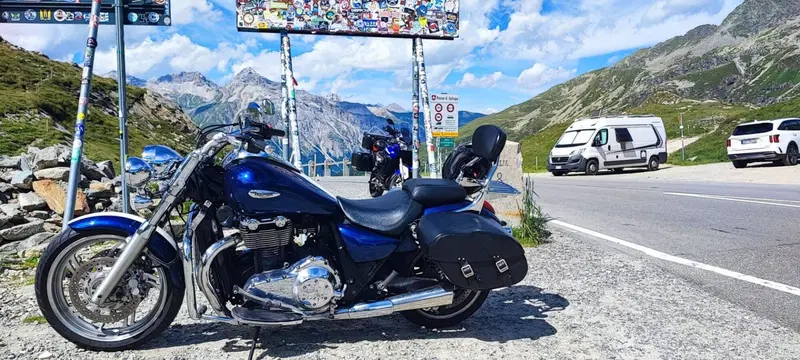 Triumph Thunderbird 1600 SE ABS (2011) (5)